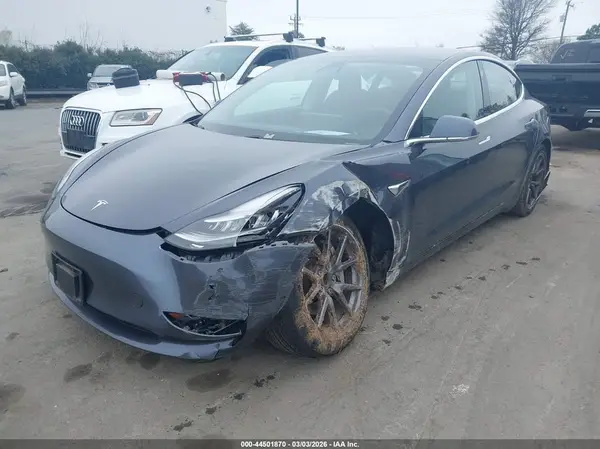 5YJ3E1EAXKF308240 2019 TESLA MODEL 3 - Image 2