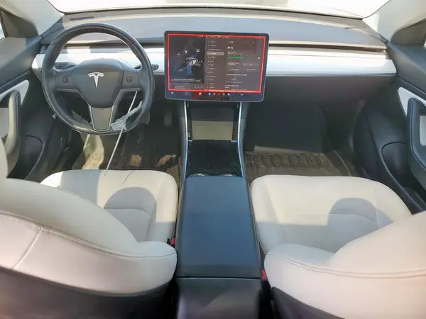 5YJ3E1EAXKF311980 2019 TESLA MODEL 3 - Image 8