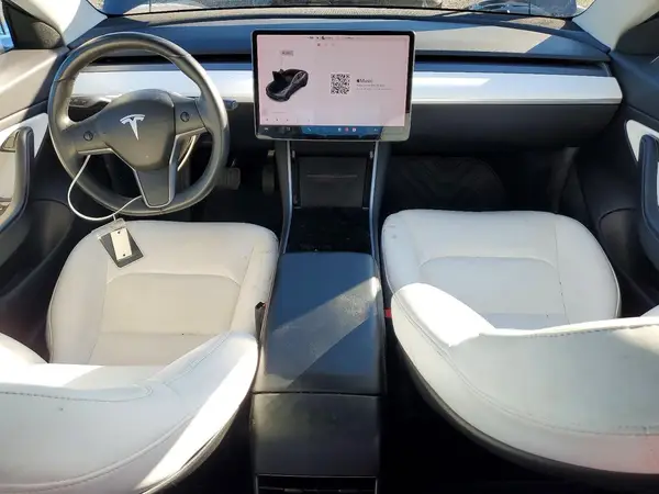 5YJ3E1EAXKF312188 2019 TESLA MODEL 3 - Image 8
