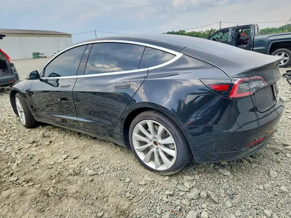5YJ3E1EAXKF313390 2019 TESLA MODEL 3 - Image 2