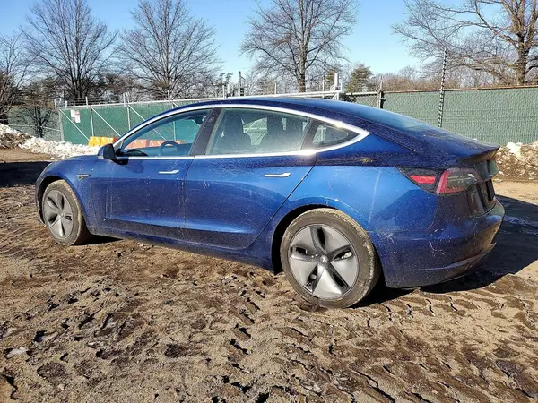5YJ3E1EAXKF313874 2019 TESLA MODEL 3 - Image 2