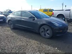 5YJ3E1EAXKF324227 2019 TESLA MODEL 3