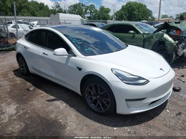 5YJ3E1EAXKF345000 2019 TESLA MODEL 3 - Image 1