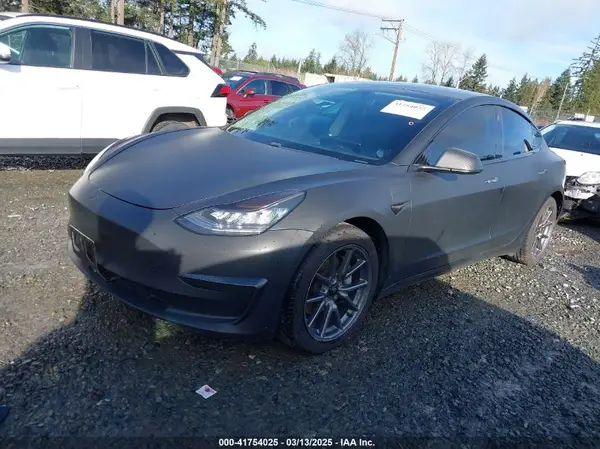 5YJ3E1EAXKF361861 2019 TESLA MODEL 3 - Image 2