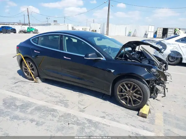 5YJ3E1EAXKF361889 2019 TESLA MODEL 3 - Image 1