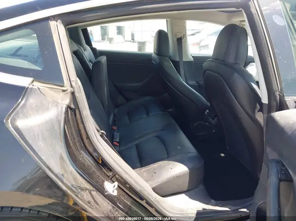 5YJ3E1EAXKF361889 2019 TESLA MODEL 3 - Image 8