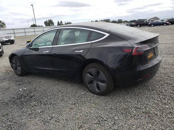 5YJ3E1EAXKF394746 2019 TESLA MODEL 3 - Image 2