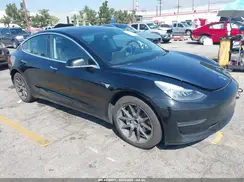 5YJ3E1EAXKF395248 2019 TESLA MODEL 3