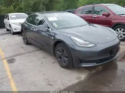 5YJ3E1EAXKF396285 2019 TESLA MODEL 3