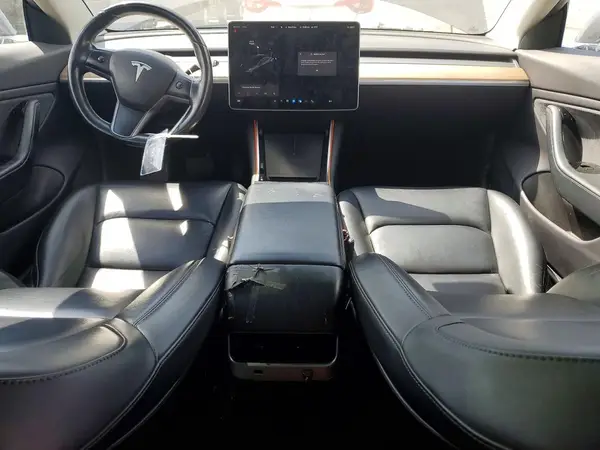 5YJ3E1EAXKF396366 2019 TESLA MODEL 3 - Image 8