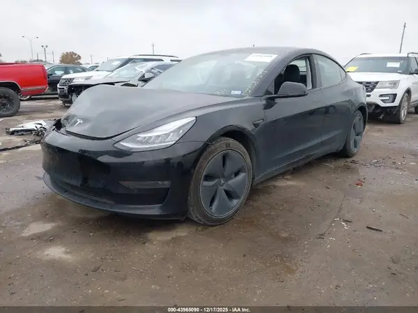 5YJ3E1EAXKF397811 2019 TESLA MODEL 3 - Image 2