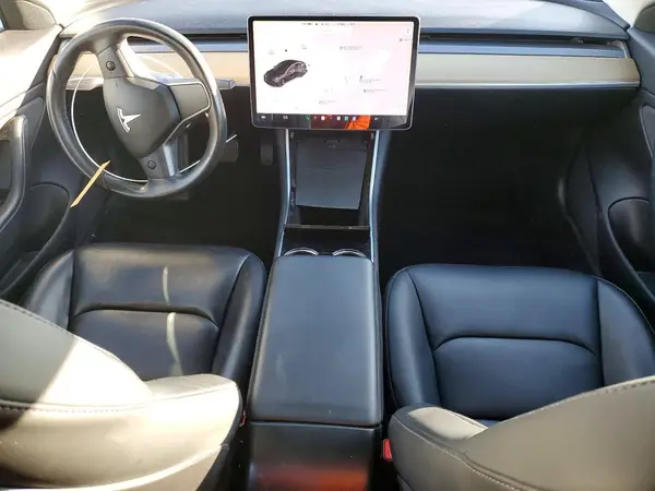5YJ3E1EAXKF399395 2019 TESLA MODEL 3 - Image 8