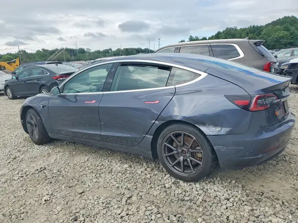 5YJ3E1EAXKF400108 2019 TESLA MODEL 3 - Image 2