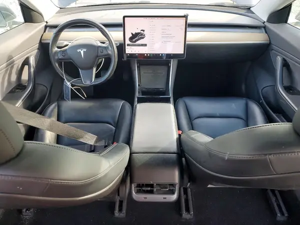 5YJ3E1EAXKF400142 2019 TESLA MODEL 3 - Image 8