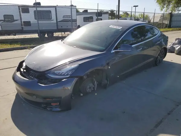 5YJ3E1EAXKF400464 2019 TESLA MODEL 3 - Image 1