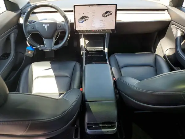 5YJ3E1EAXKF401243 2019 TESLA MODEL 3 - Image 8