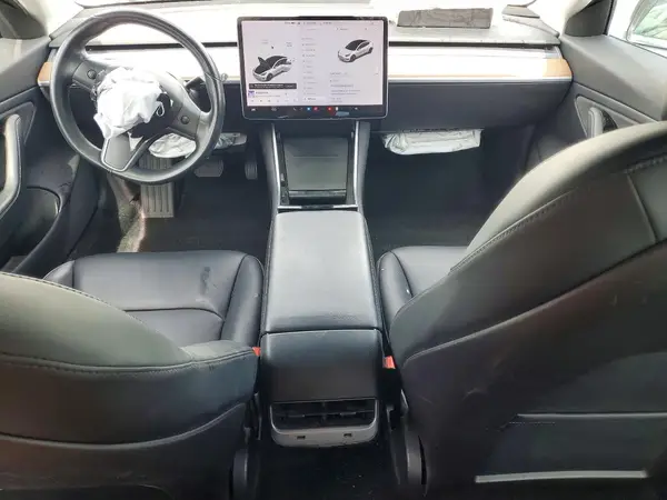 5YJ3E1EAXKF401470 2019 TESLA MODEL 3 - Image 8