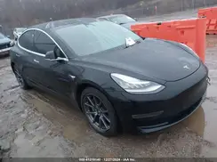 5YJ3E1EAXKF409844 2019 TESLA MODEL 3