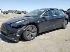 5YJ3E1EAXKF409939 2019 TESLA MODEL 3