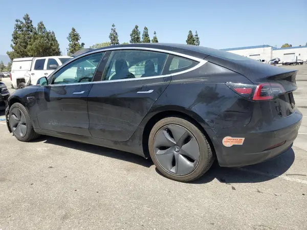 5YJ3E1EAXKF409939 2019 TESLA MODEL 3 - Image 2