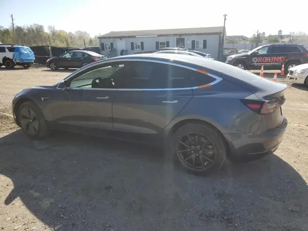 5YJ3E1EAXKF410928 2019 TESLA MODEL 3 - Image 2