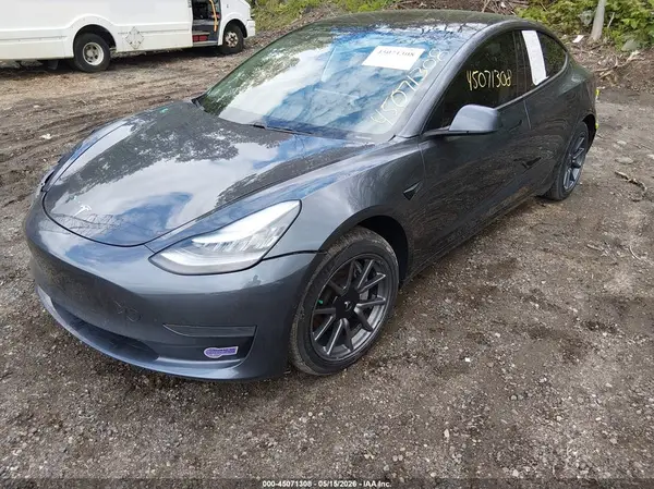 5YJ3E1EAXKF411318 2019 TESLA MODEL 3 - Image 2