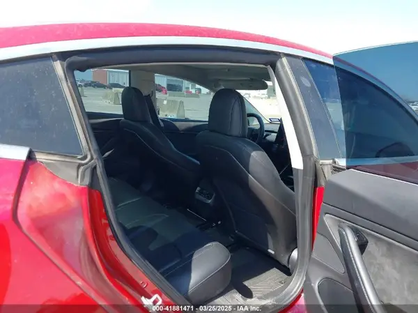 5YJ3E1EAXKF411495 2019 TESLA MODEL 3 - Image 8