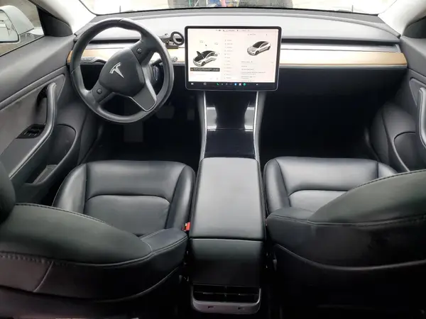 5YJ3E1EAXKF412064 2019 TESLA MODEL 3 - Image 8