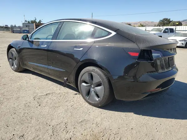 5YJ3E1EAXKF413005 2019 TESLA MODEL 3 - Image 2