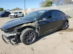 5YJ3E1EAXKF415644 2019 TESLA MODEL 3