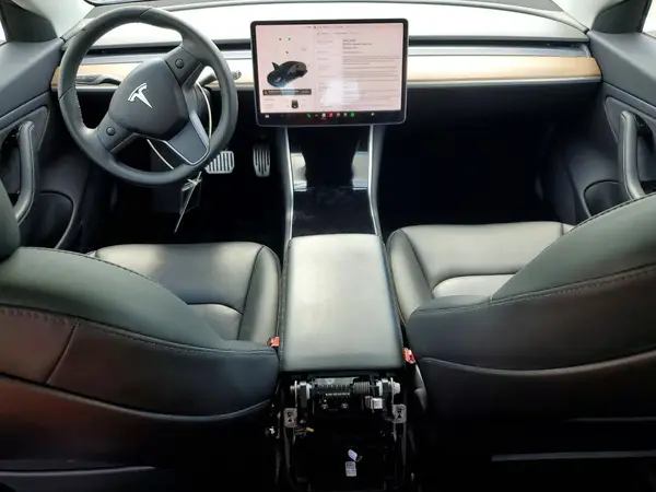 5YJ3E1EAXKF416096 2019 TESLA MODEL 3 - Image 8