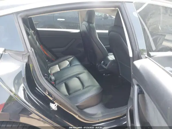 5YJ3E1EAXKF417006 2019 TESLA MODEL 3 - Image 8