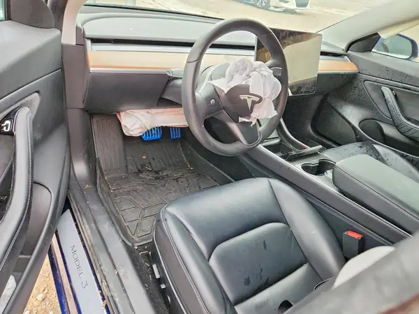 5YJ3E1EAXKF417457 2019 TESLA MODEL 3 - Image 8