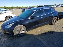 5YJ3E1EAXKF421122 2019 TESLA MODEL 3
