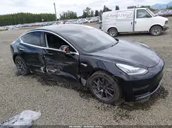 5YJ3E1EAXKF422500 2019 TESLA MODEL 3