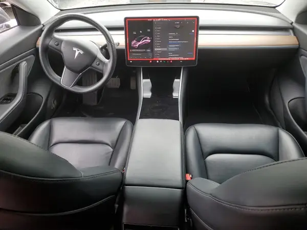 5YJ3E1EAXKF422500 2019 TESLA MODEL 3 - Image 8