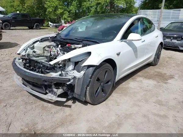 5YJ3E1EAXKF422898 2019 TESLA MODEL 3 - Image 2