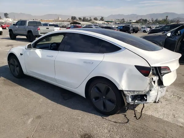 5YJ3E1EAXKF426451 2019 TESLA MODEL 3 - Image 2