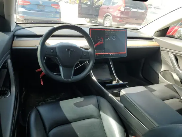 5YJ3E1EAXKF428121 2019 TESLA MODEL 3 - Image 8