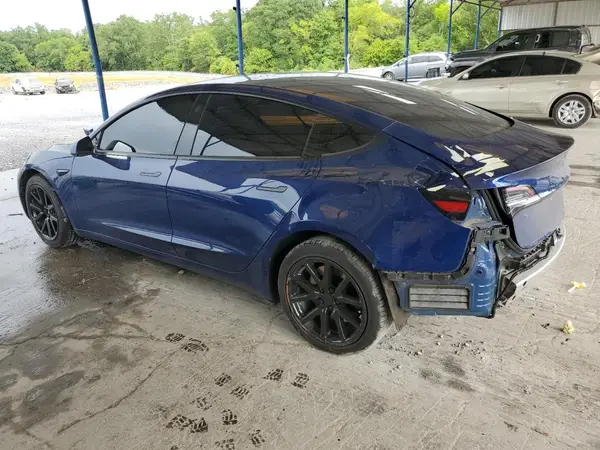 5YJ3E1EAXKF428782 2019 TESLA MODEL 3 - Image 2