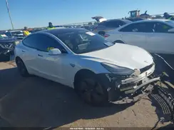 5YJ3E1EAXKF430791 2019 TESLA MODEL 3
