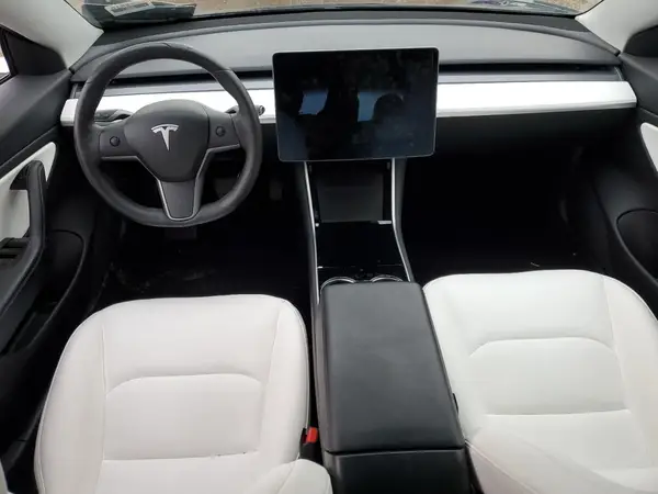 5YJ3E1EAXKF431732 2019 TESLA MODEL 3 - Image 8