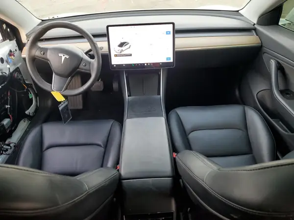 5YJ3E1EAXKF434534 2019 TESLA MODEL 3 - Image 8