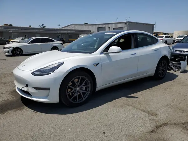 5YJ3E1EAXKF466755 2019 TESLA MODEL 3 - Image 1