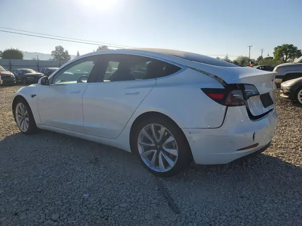 5YJ3E1EAXKF472491 2019 TESLA MODEL 3 - Image 2