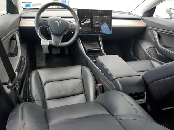 5YJ3E1EAXKF472569 2019 TESLA MODEL 3 - Image 8