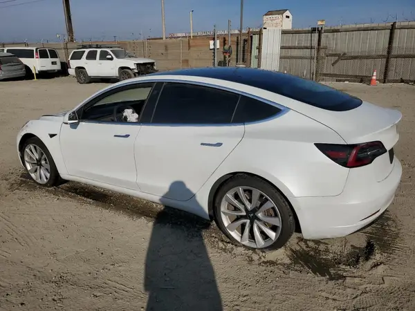 5YJ3E1EAXKF474953 2019 TESLA MODEL 3 - Image 2