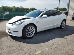 5YJ3E1EAXKF476671 2019 TESLA MODEL 3