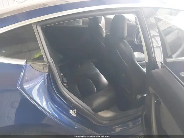 5YJ3E1EAXKF482681 2019 TESLA MODEL 3 - Image 8