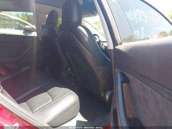 5YJ3E1EAXKF483331 2019 TESLA MODEL 3 - Image 8